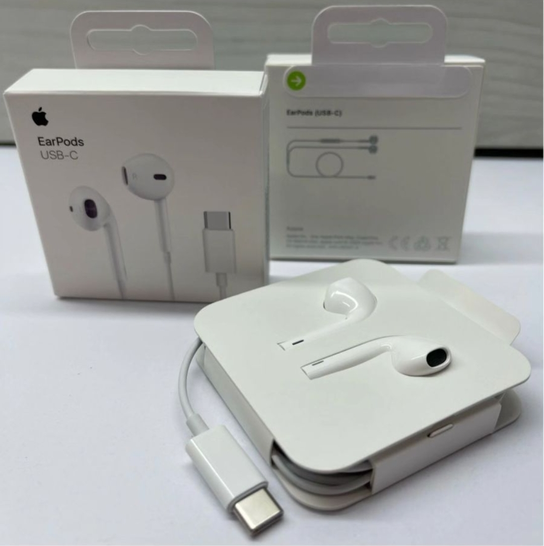 Apple EarPods USB-C Connector